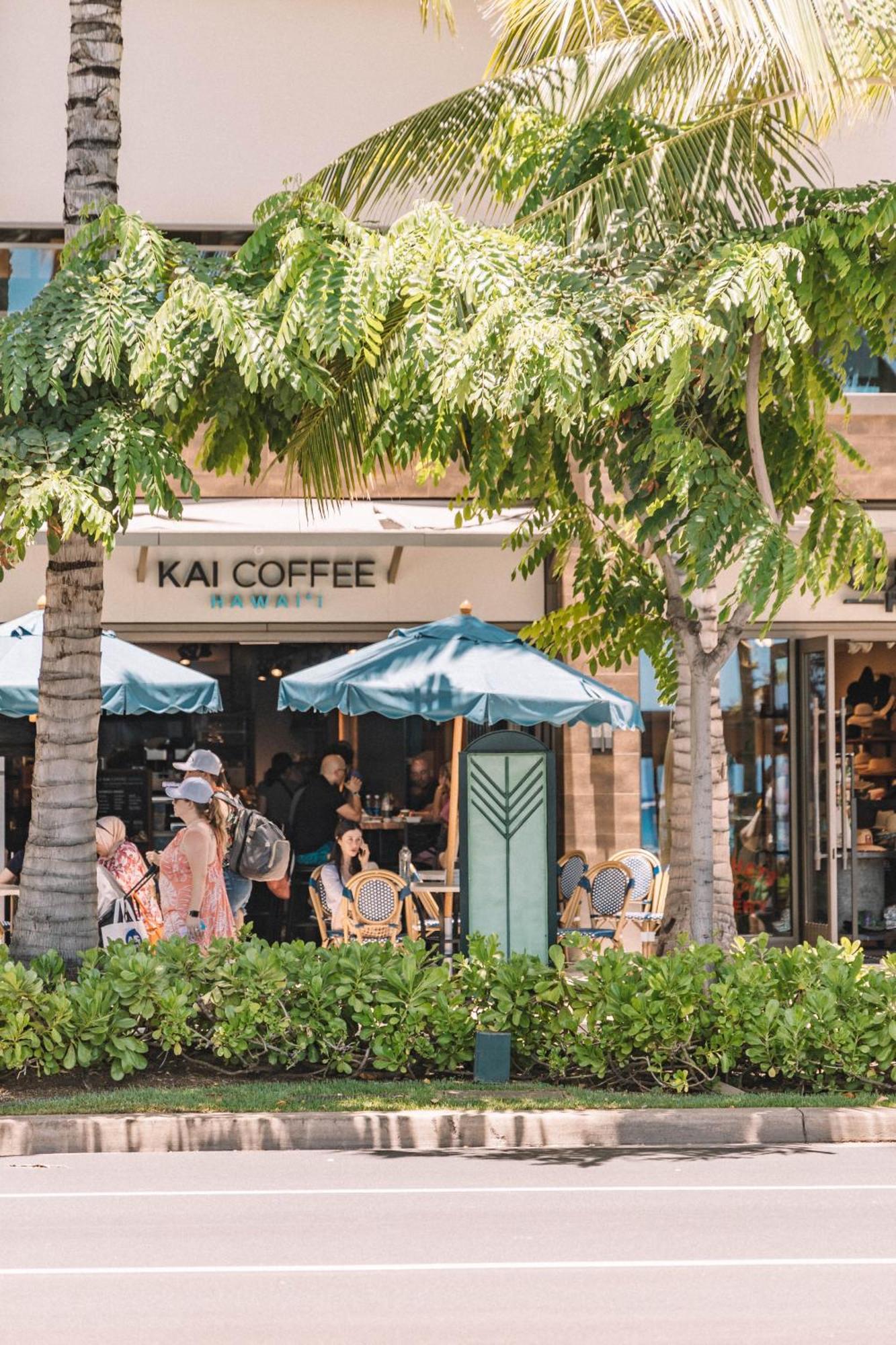 Newly Renovated 2 Bedroom Condo, 1 Block To Waikiki Beach, Free Parking ホノルル エクステリア 写真